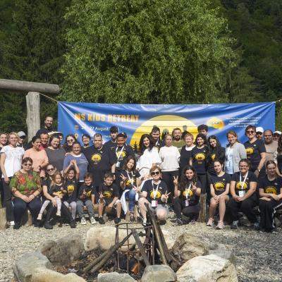 Primii copii din MS Kids Retreat sunt astăzi adulți. Tabăra dedicată copiilor cu scleroză multiplă a ajuns la ediția a X-a