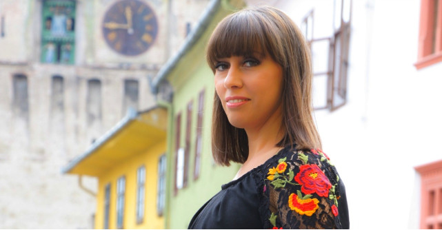 Dana Gont: O femeie este eleganta prin bunatatea ei
