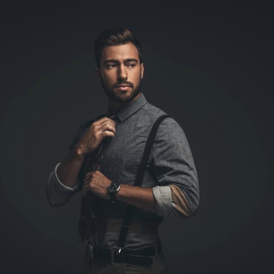 6 sugestii de camasi pentru barbati pe care sa i le pui sub bradul de Craciun