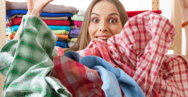 3 trucuri pe care trebuie sa le testezi. Teancul de rufe de la sfarsitul saptamanii - o placere, atunci cand faci asta