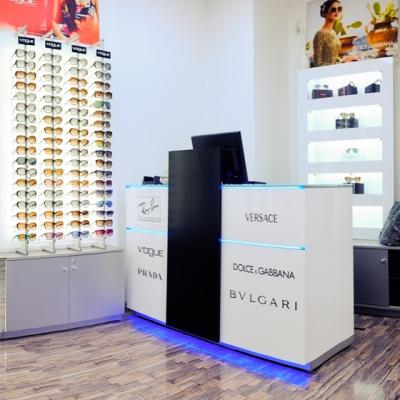 Shopping de ochelari de soare la o noua adresa: Sole Store