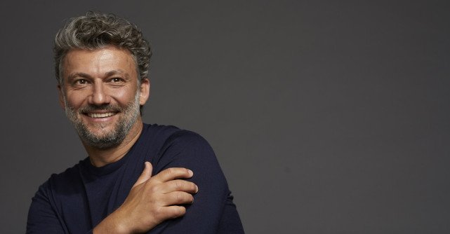 Jonas Kaufmann „cel mai hot tenor al lumii”, vine la București pentru o distribuție de gală în Aida la Masters of Classics