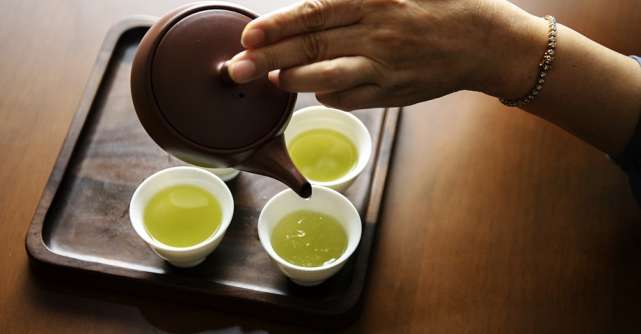 10 Secrete ale ceaiului verde