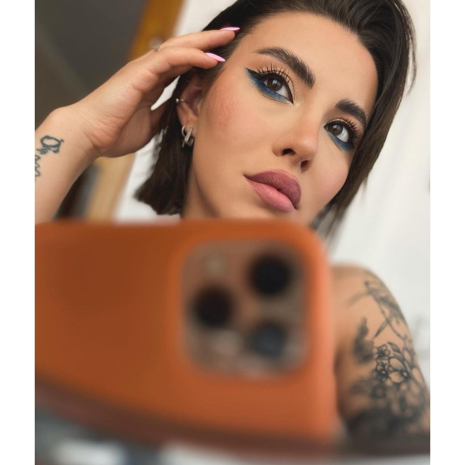 Deși acum are mare grijă de silueta ei, Nicoleta Nucă nu a băut apă până la vârsta de 15 ani!