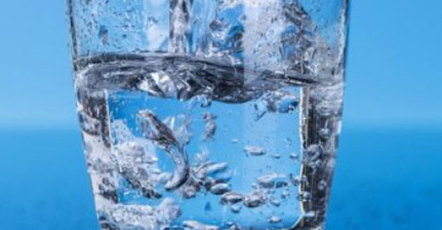 De ce este important sa bem apa? Efectele deshidratarii asupra organismului 
