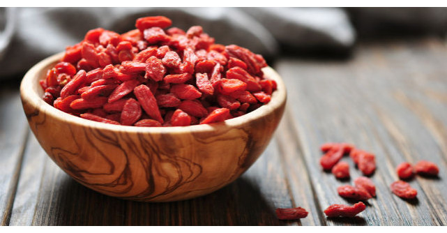 Noul secret al sanatatii. Acesta este fructul longevitatii consumat de celebritati