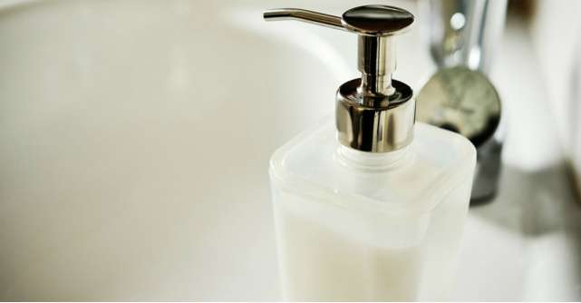 Dispenserele de săpun și nu numai pentru acasă ca la hotel - utile sau moft?