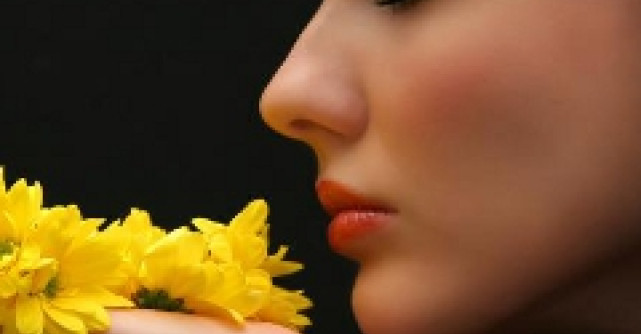 Practic: Invata sa aplici corect machiajul mineral