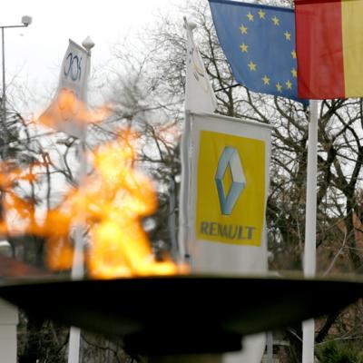 Renault insoteste Stafeta Tortei Olimpice din Bucuresti