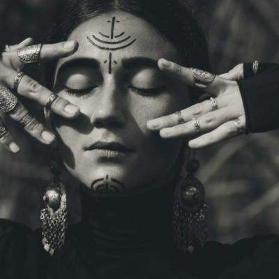 3 Ritualuri puternice care să te ajute să elimini stresul din viața ta și să readuci liniștea în sufletul tău