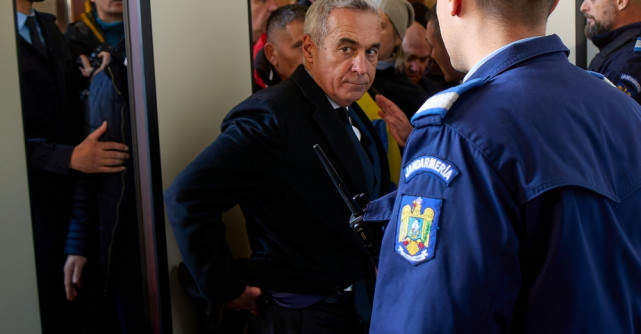 Călin Georgescu, ridicat din trafic de DIICOT. Se fac percheziții la locuința lui din Mogoșoaia