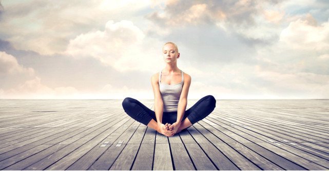 3 moduri de a-ti vindeca relatiile prin yoga si meditatie