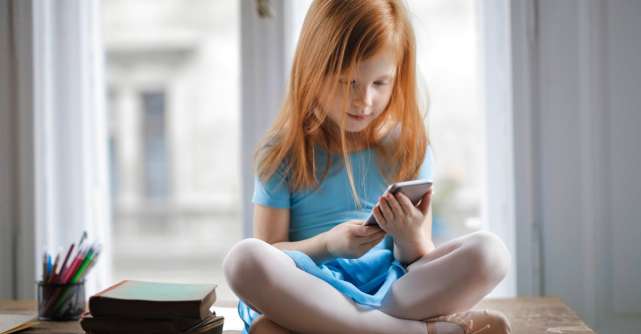 Ce ar trebui să se întâmple ca ai noștri copii să nu mai stea atâta pe rețelele de socializare