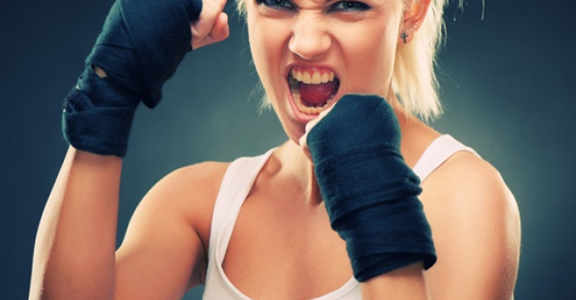 15 lucruri enervante pe care le spun oamenii singuri