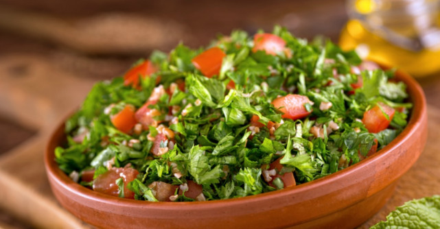 Salata de patrunjel verde care te ajuta sa slabesti rapid, frumos si sanatos