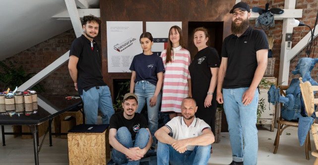 TOMMY JEANS REFRESH SESSIONS  - creativitate & responsabilizare, un mix sustenabil pentru un viitor mai bun