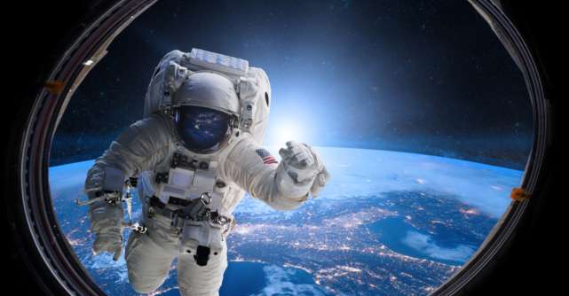 8 lecții de viață de la cosmonauți: Fiecare experiență pe care o trăim ne șlefuiește percepția asupra realității