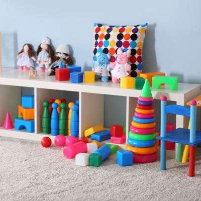 Jucarii ca-n copilaria mea: cadouri pentru copii mari si mici