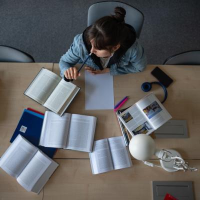 Simulare BAC 2026: Ce subiecte au avut elevii la limba română?