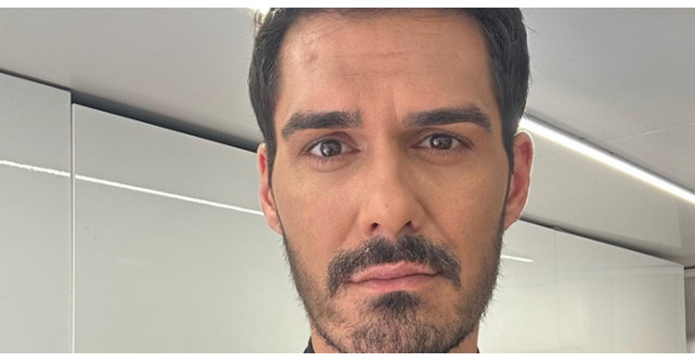 George Burcea, absent din sezonul 2 al serialului Wednesday. Ce a cerut actorul român pentru a continua în producția Netflix