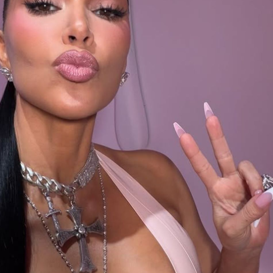 Kim Kardashian rupe internetul în două! Vedeta devine personaj în Fortnite