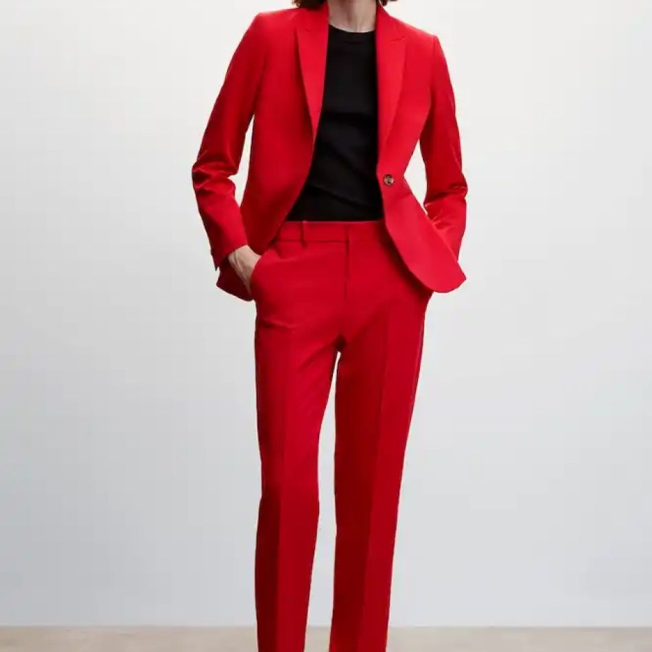 Eleganță și stil la birou: 20 de perechi de pantaloni