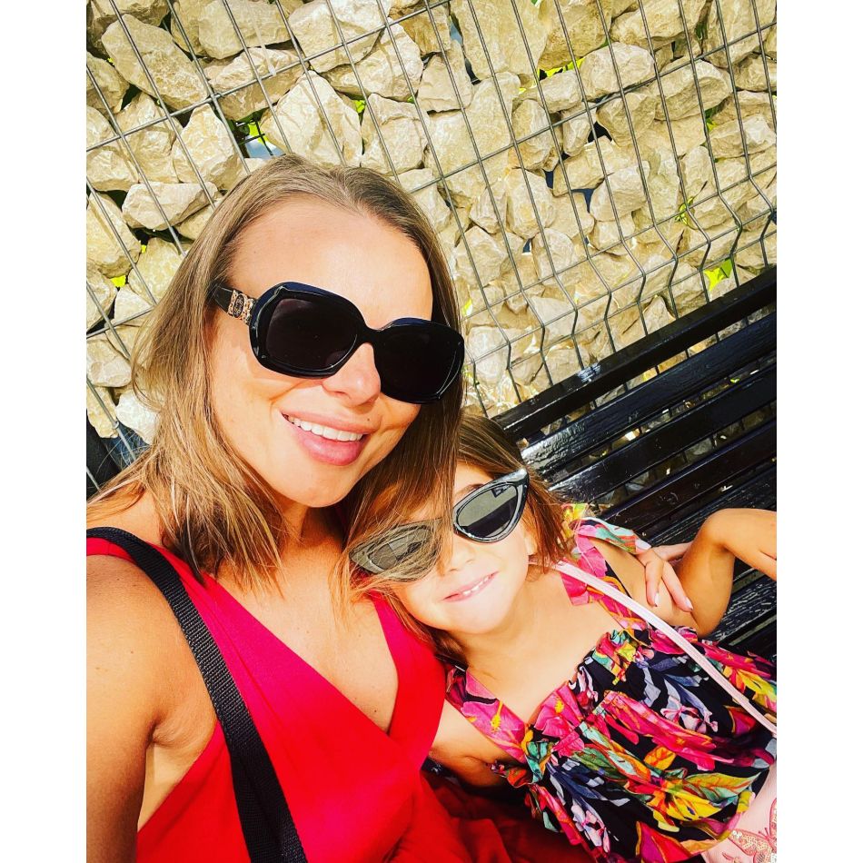 Jojo, părere despre spitalele de stat din București. Ea a stat internată cu fiica sa și a spus totul despre cum a fost tratată 