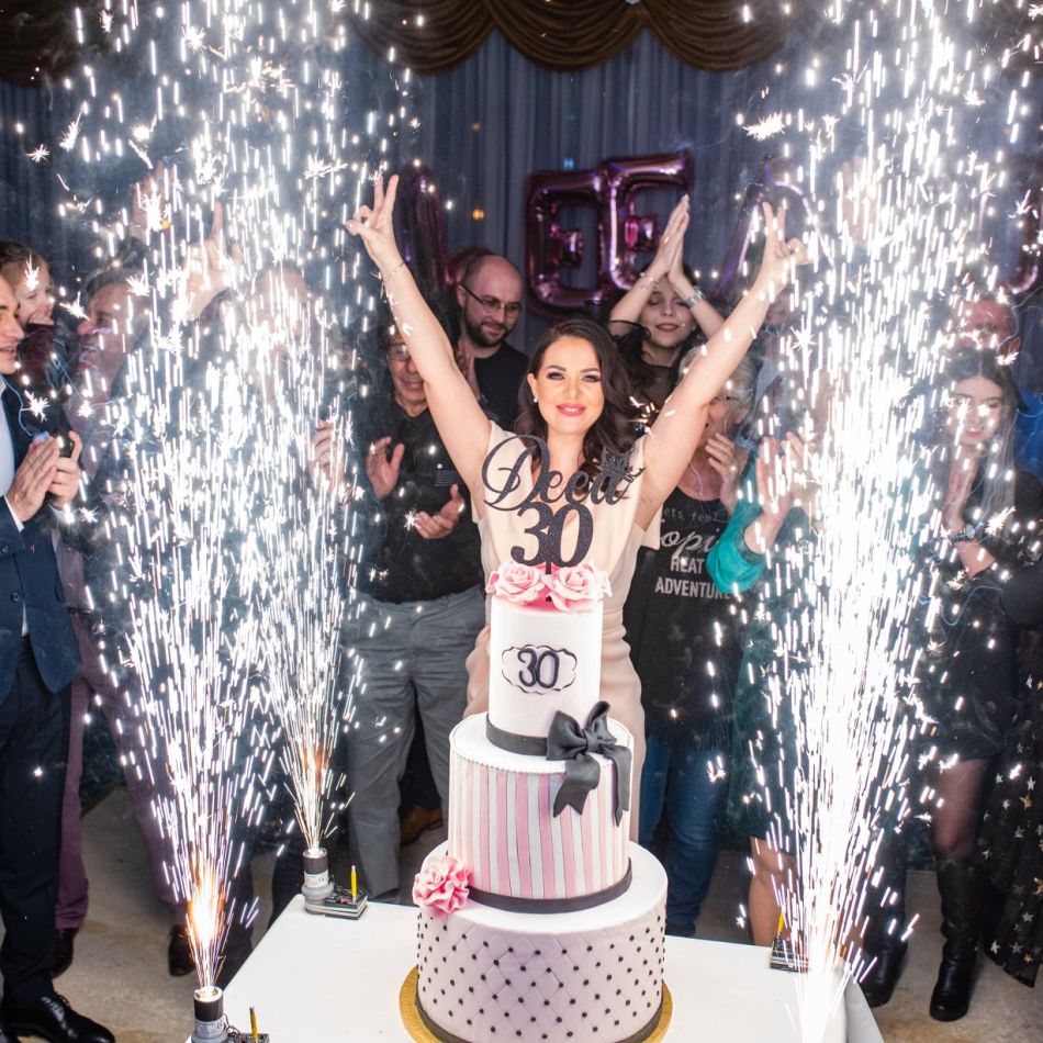 Deea Maxer, mesaj subtil pentru Dinu Maxer, după ce artistul a declarat că are o nouă iubită: Nu ai cum să schimbi alte persoane