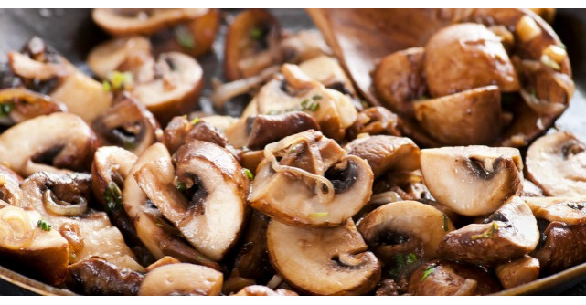 Alimente care devin toxice daca sunt reincalzite