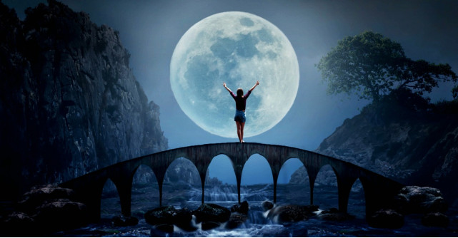 Astrologie: 3 zodii pe care Luna Plina din 15 august le vizeaza direct