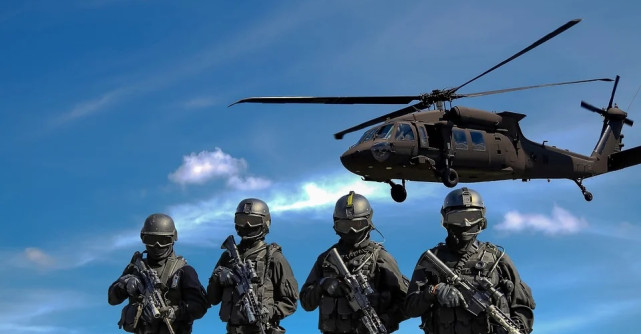 O femeie din Ucraina a sfidat un soldat rus! Ucraineanca i-a dat semințe de floarea soarelui pentru un motiv sfâșietor