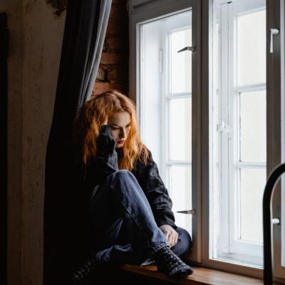 De ce comportamentul evitant îți sabotează relațiile înainte ca acestea să înceapă