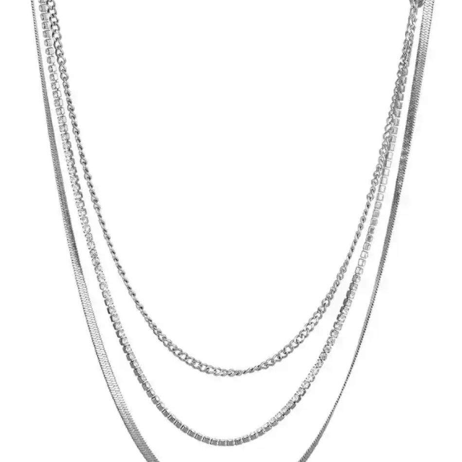 Ce modele de coliere se poartă în vara lui 2023?