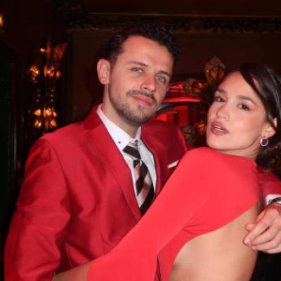Oana Zara și Bogdan Medvedi, moment de poveste după 10 ani de relație. Actrița a spus DA în fața tuturor invitaților
