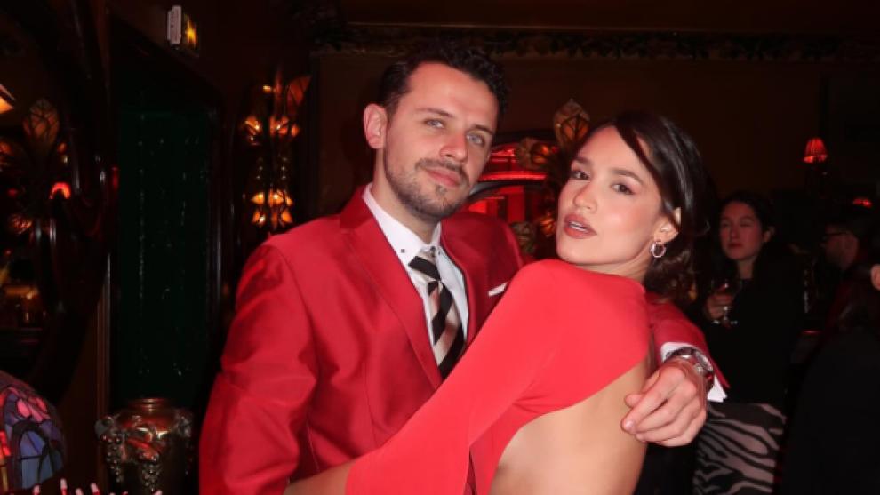 Oana Zara și Bogdan Medvedi, moment de poveste după 10 ani de relație. Actrița a spus DA în fața tuturor invitaților