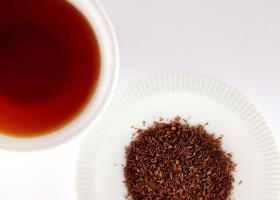 Rooibos - beneficii, proprietăți și utilizări ale ceaiului roșu