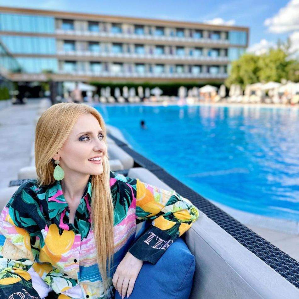 Alina Sorescu, victorie în instanță: programul de vizită stabilit inițial a fost suspendat pentru cele două fiice