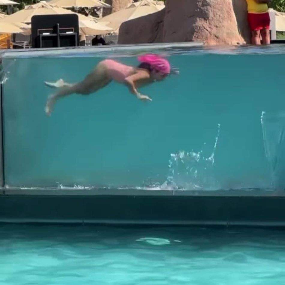 Pepe, imagini de poveste cu cei 3 copii ai săi! Artistul a plecat în vacanță în Turcia cu familia