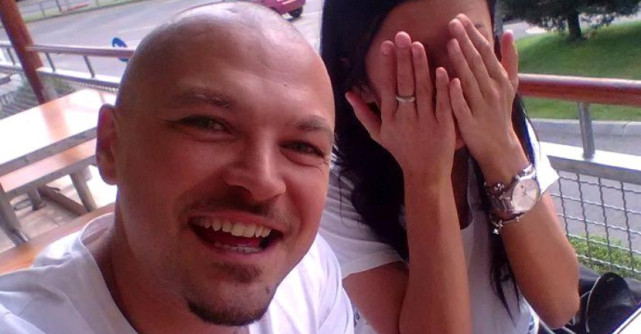 Puya, reacție neașteptată după ce a văzut-o pe Melinda în rochie de mireasă: Vezi că nu ai voie să săruți mireasa