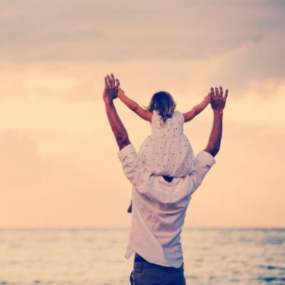 Scrisoare de la tata pentru fiica lui: A fi femeie este o sarcina teribil de dificila