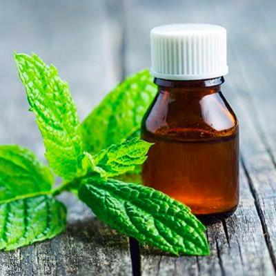 Apa alcalină – soluția ideală pentru dezinfectarea jucăriilor