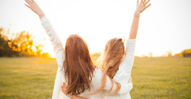 Cum sa fii o prietena buna daca esti introvertita