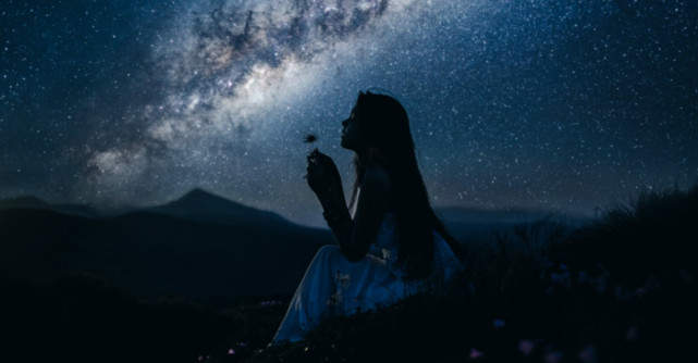 10 Porunci pentru o viata fericita. Meriti sa traiesti asa cum visezi