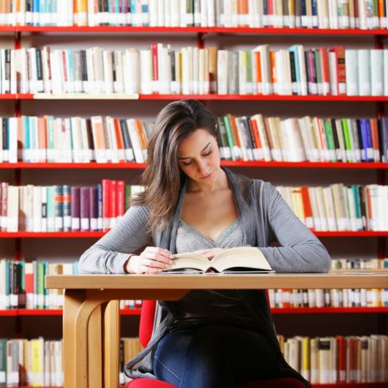 Ce sa porti la scoala intr-o zi ploioasa