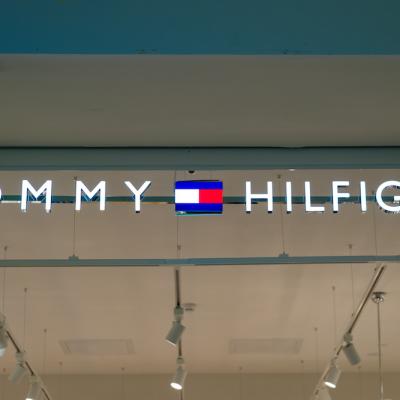 Băneasa Shopping City continuă seria de evenimente Băneasa Xclusive cu lansarea colecției TommyXZendaya de la Tommy Hilfiger!