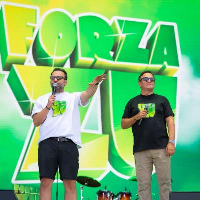 Forza ZU 2025 a fost mai mult decât un concert. A fost dovada că nicio furtună nu poate opri muzica. Mulțumim!