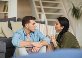 10 lucruri care distrug atracția într-o relație. Ce spun experții despre semnalele ignorate la început