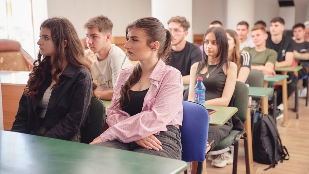 Cum au ajuns elevii de nota 3,15 la 9,35: 83% dintre copiii vulnerabili din programul ”Vreau în clasa a 9a” au luat BAC-ul