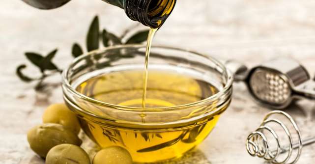 Cum folosesc vedetele uleiul de măsline în tratamente de înfrumusețare