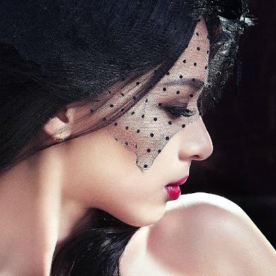 Make-up-ul pentru femei: incredere, atitudine, putere